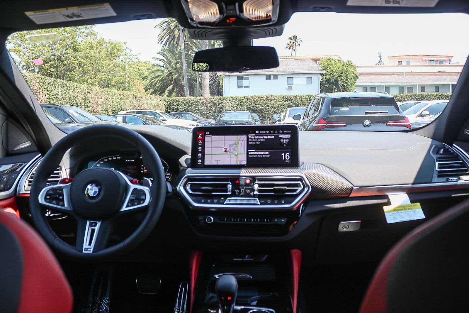Thumbnail: 2025 BMW X4 - 12