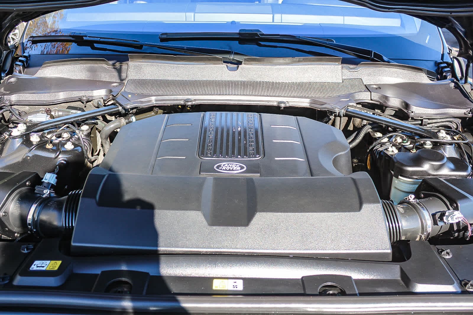 Thumbnail: 2017 Land Rover Range Rover - 24