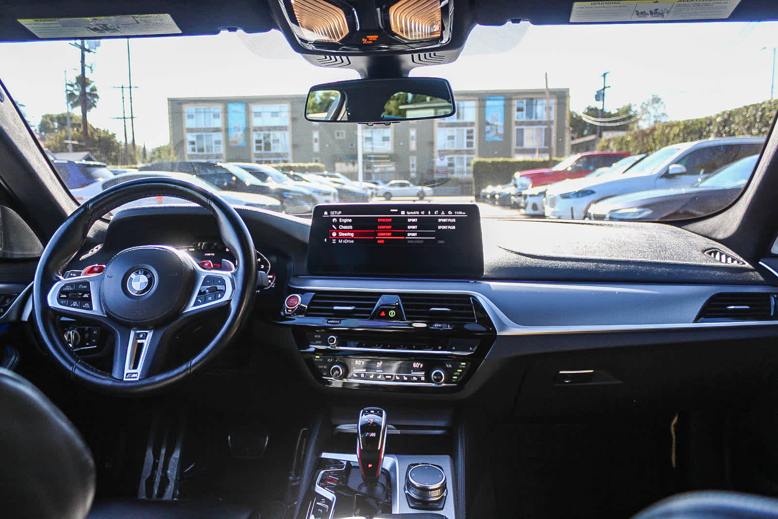 Thumbnail: 2023 BMW M5 - 12