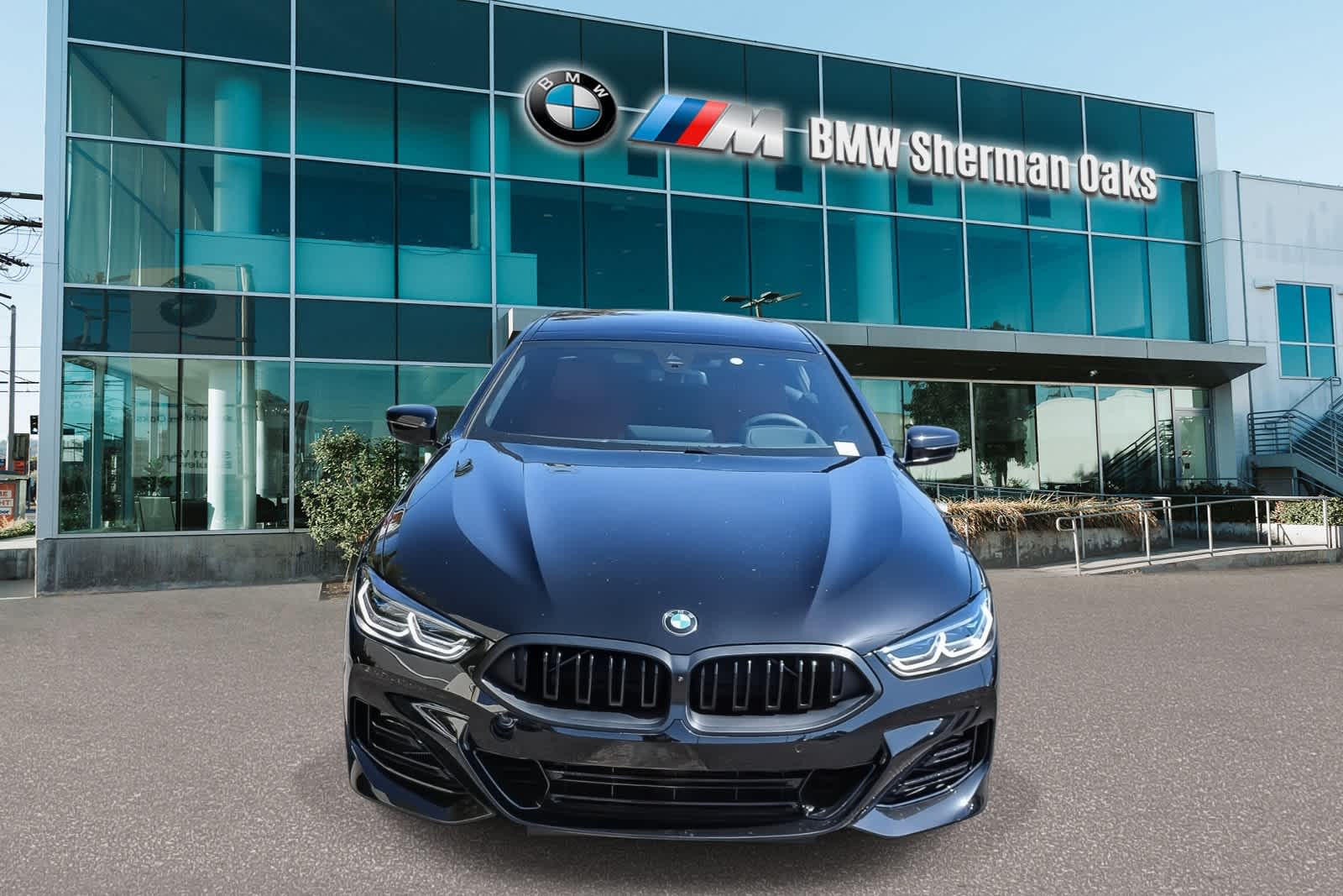 Thumbnail: 2026 BMW 8 Series - 2
