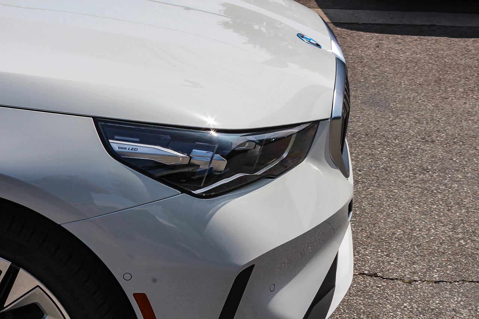 Thumbnail: 2025 BMW i5 - 10