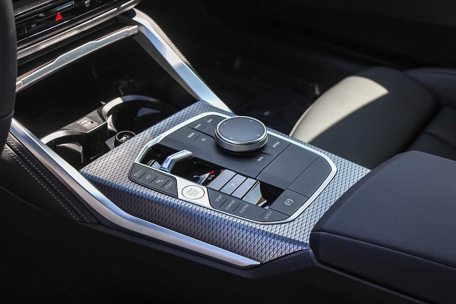 Thumbnail: 2025 BMW 4 Series - 18