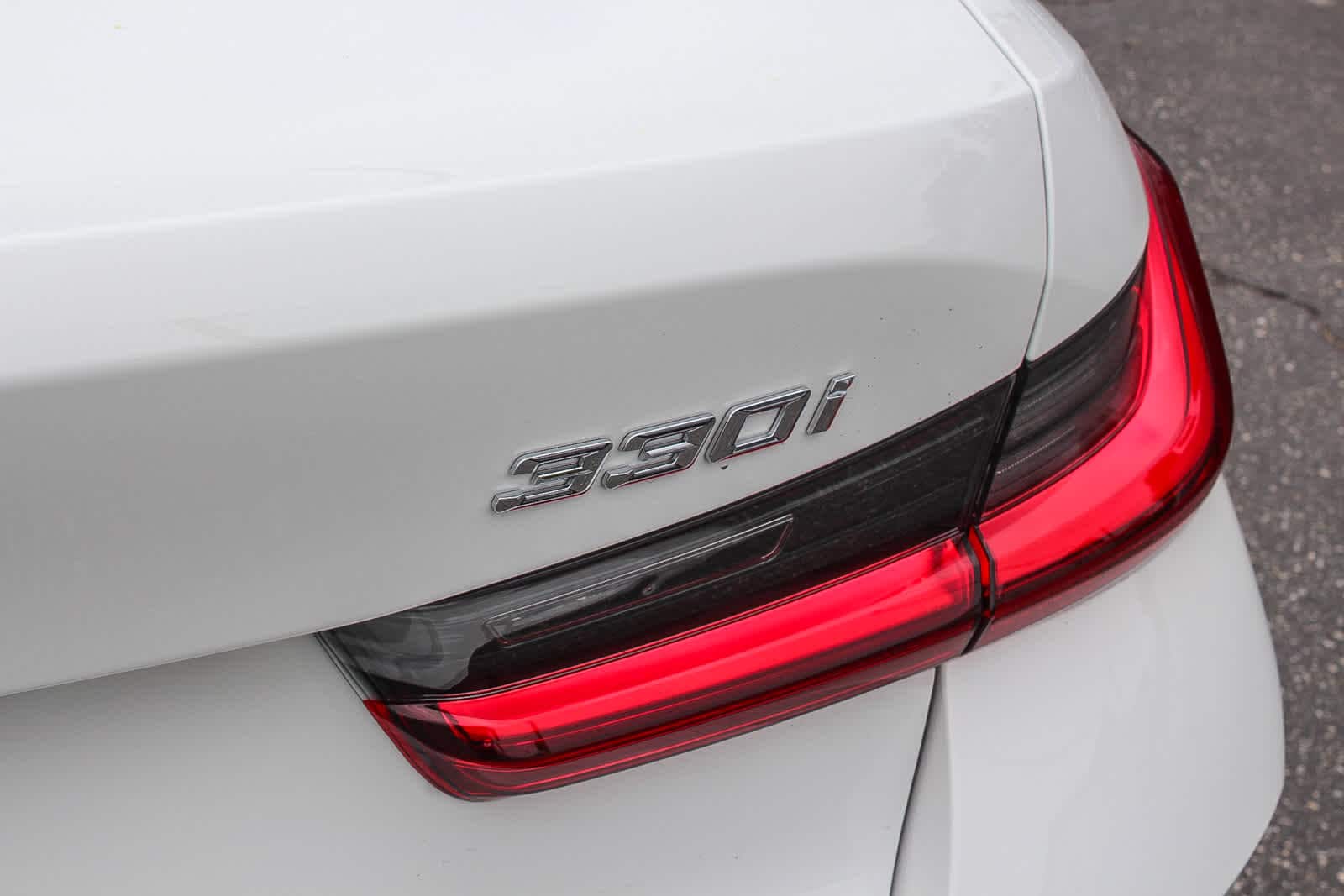 Thumbnail: 2025 BMW 3 Series - 25
