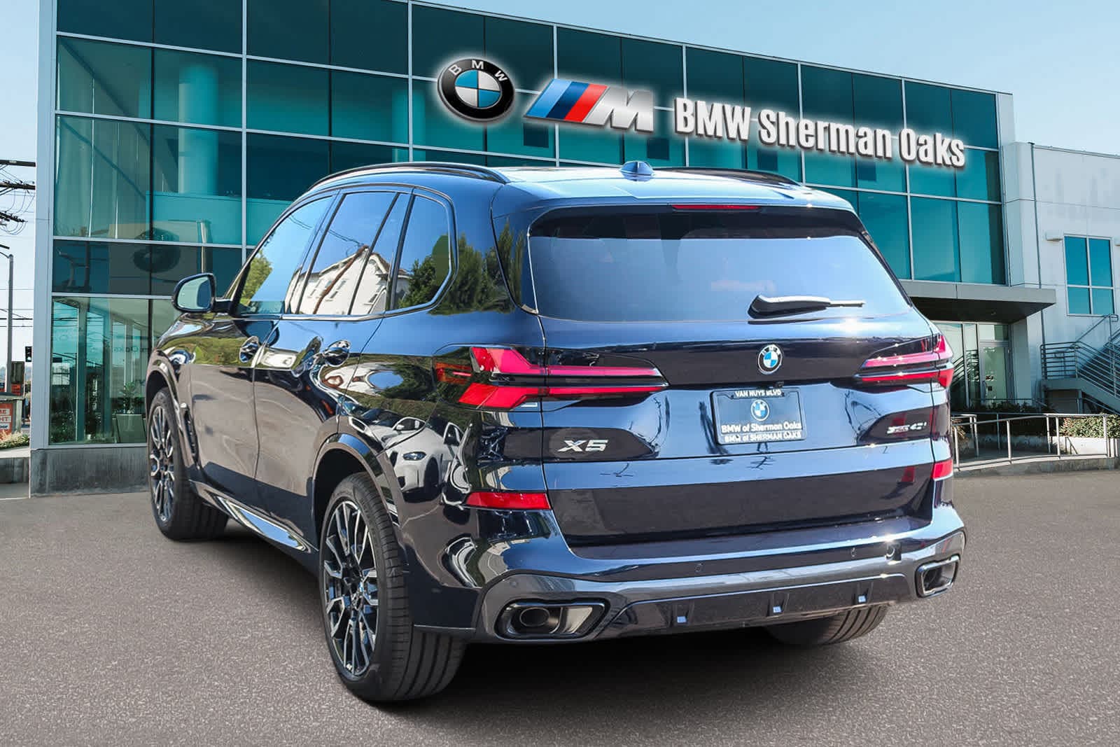 Thumbnail: 2026 BMW X5 - 6