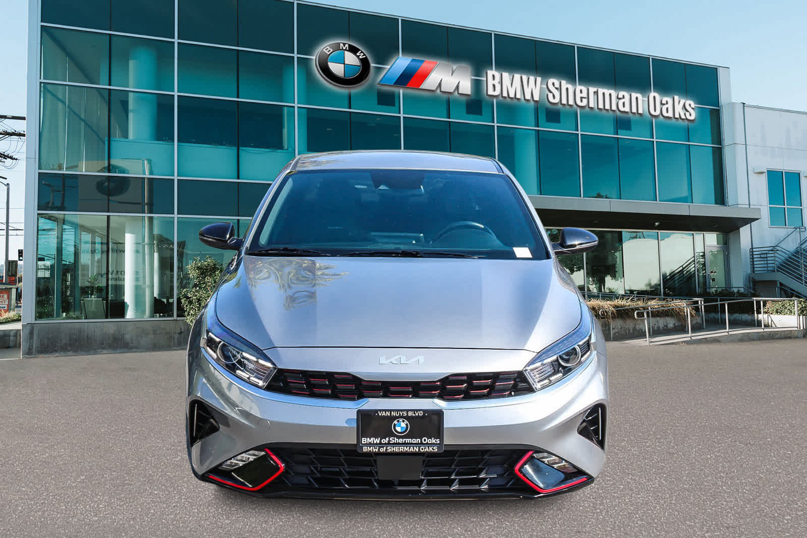 2024 Kia Forte GT-Line photo 2