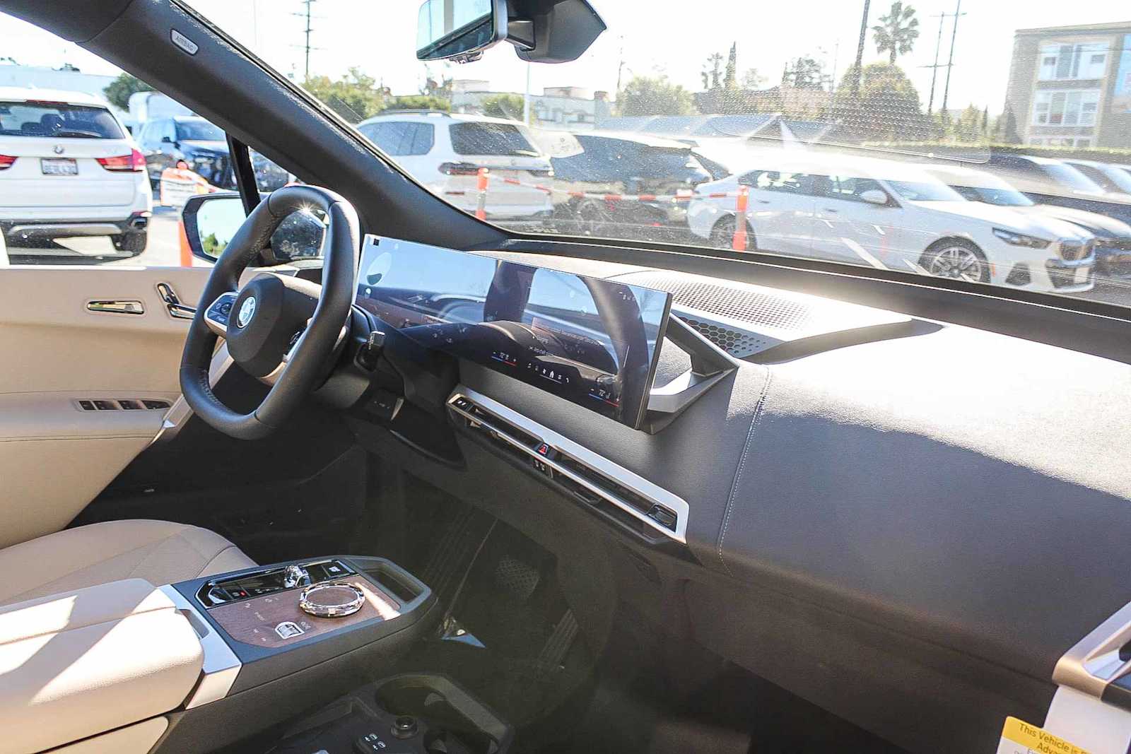 Thumbnail: 2026 BMW iX - 16