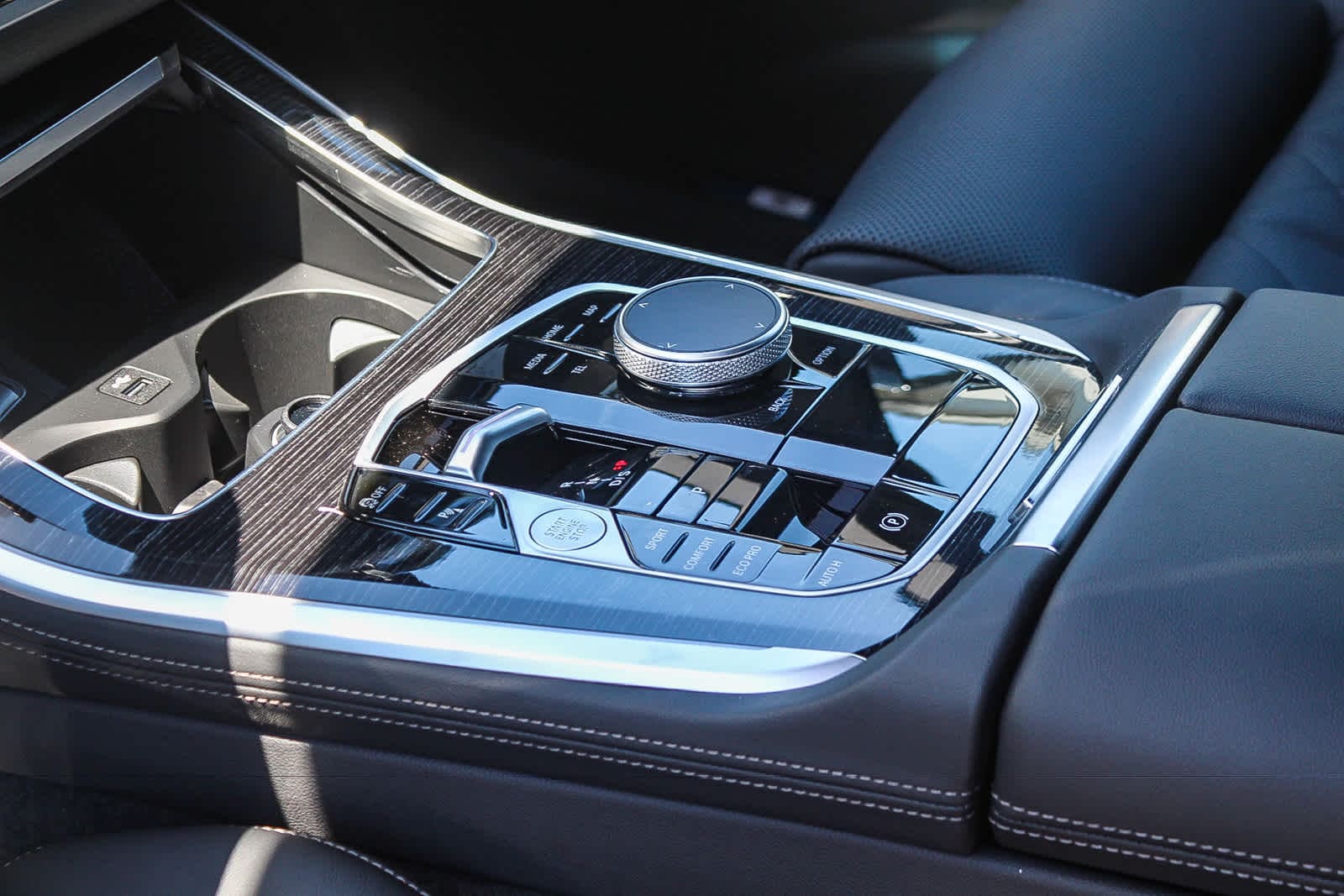 Thumbnail: 2026 BMW X5 - 18