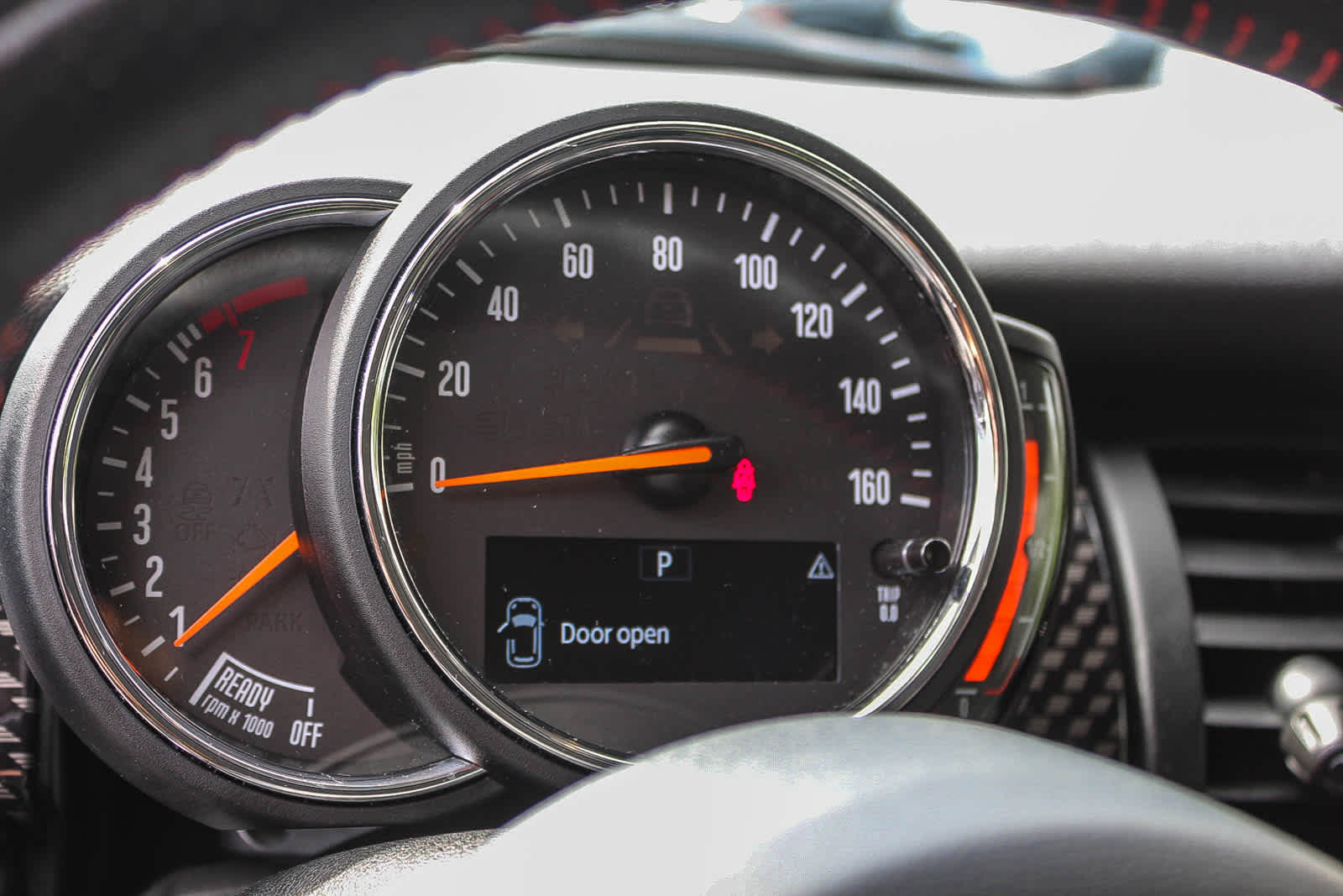 Thumbnail: 2019 MINI Cooper Hardtop - 21