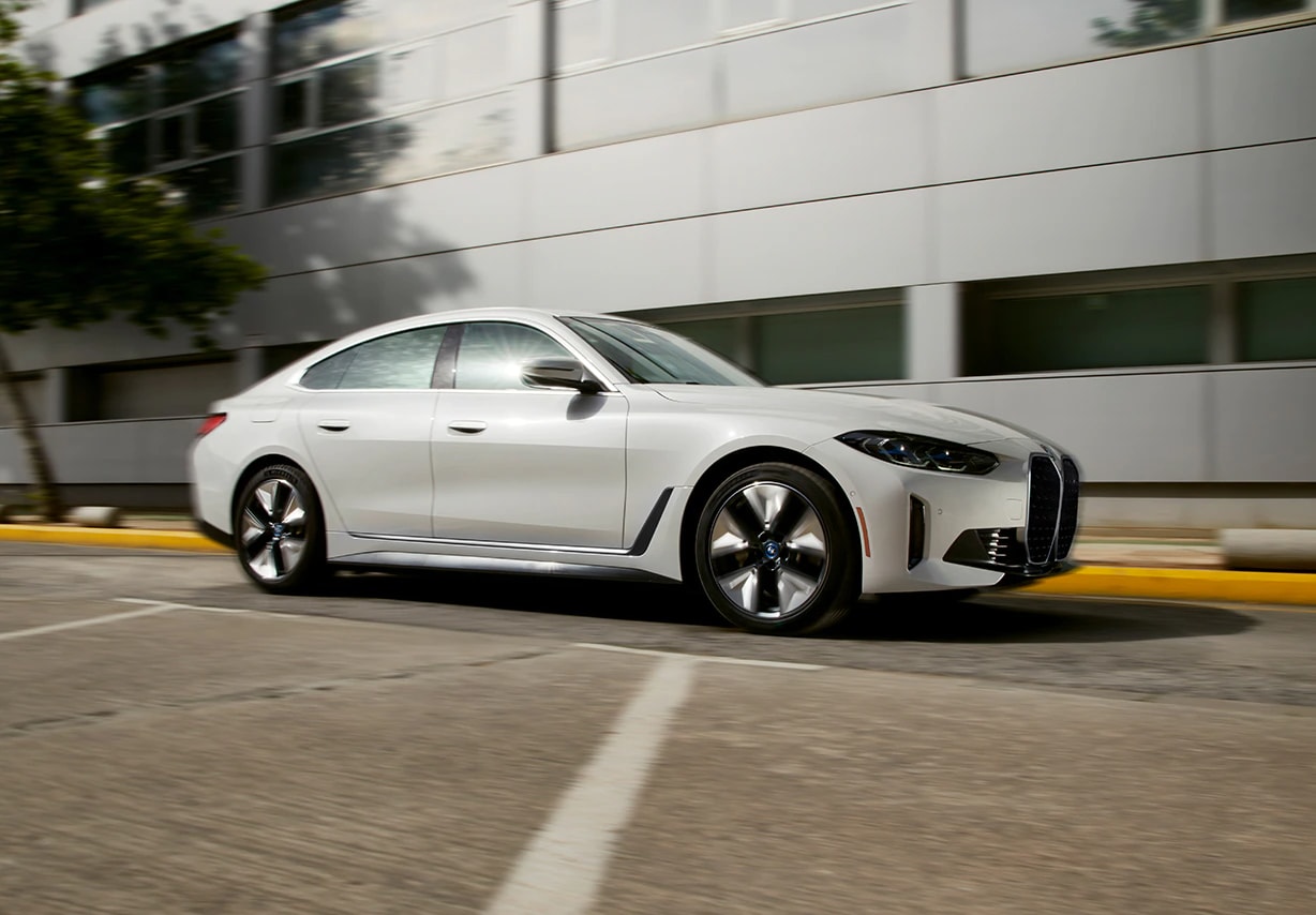 2023 BMW i4 EV.png