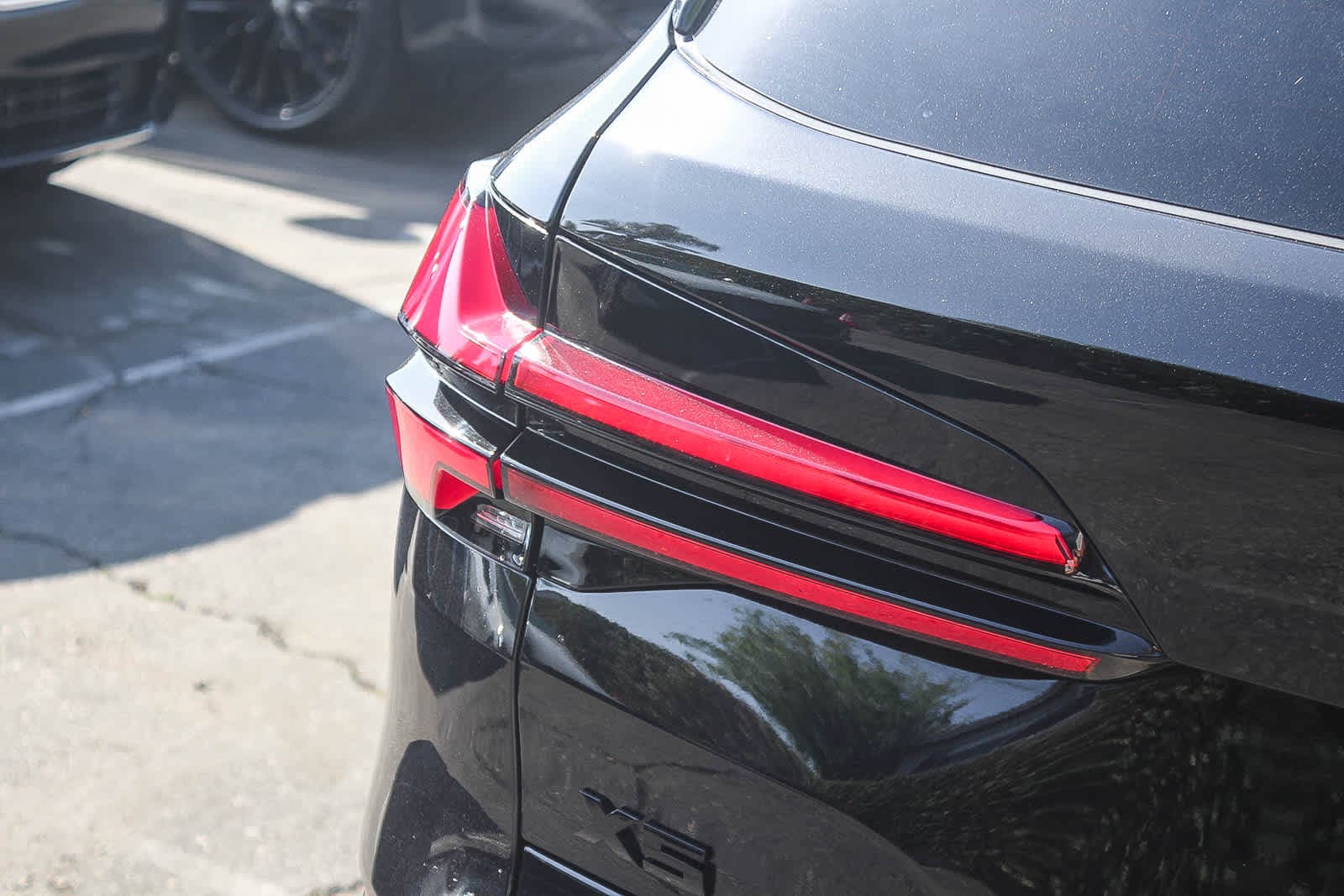 2026 BMW X5 M60i photo 6