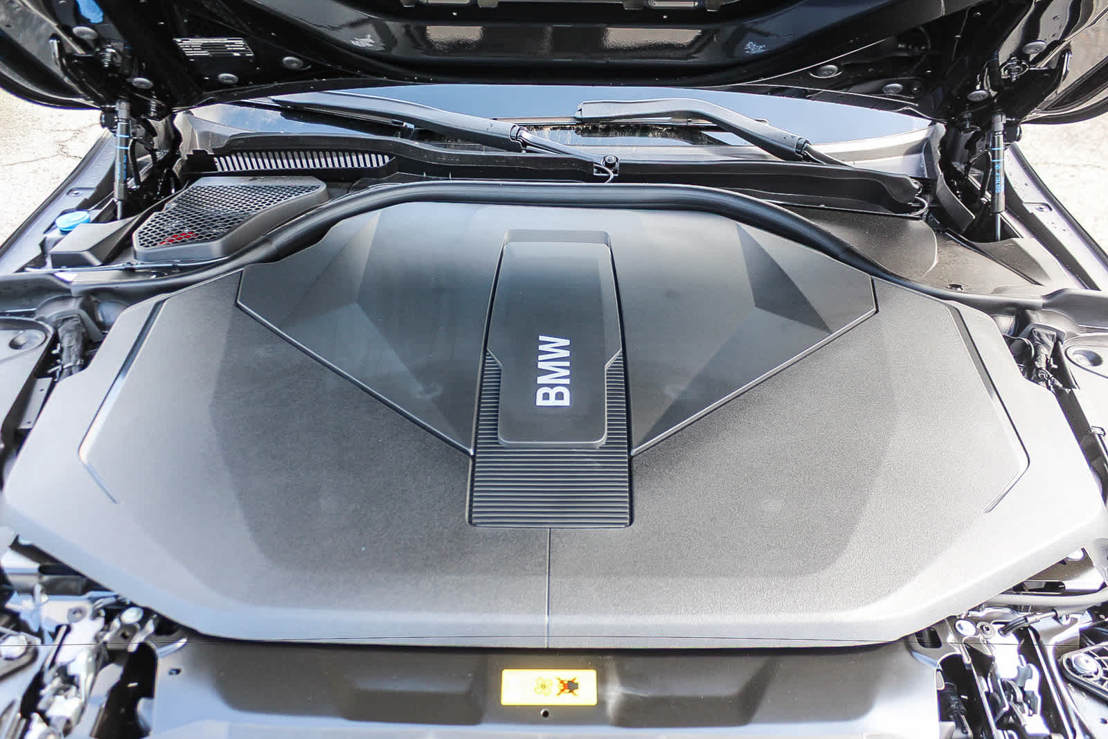 Thumbnail: 2026 BMW i5 - 27
