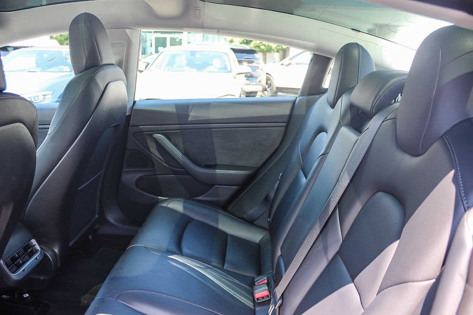 Thumbnail: 2018 Tesla Model 3 - 18