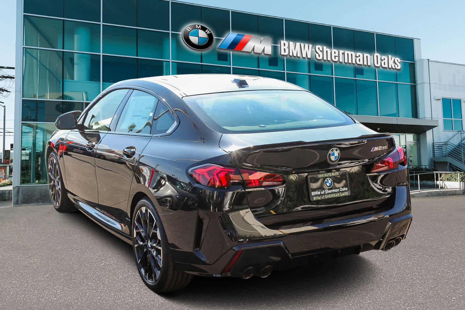 Thumbnail: 2026 BMW 2 Series - 4