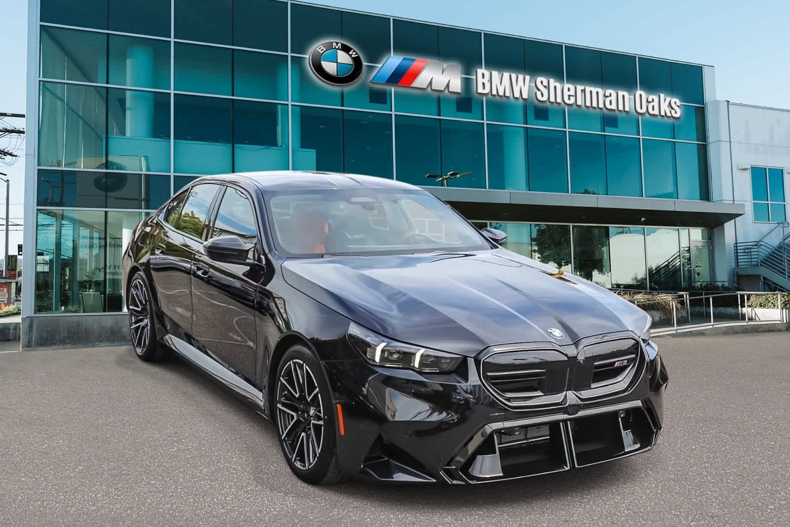 Thumbnail: 2026 BMW M5 - 3