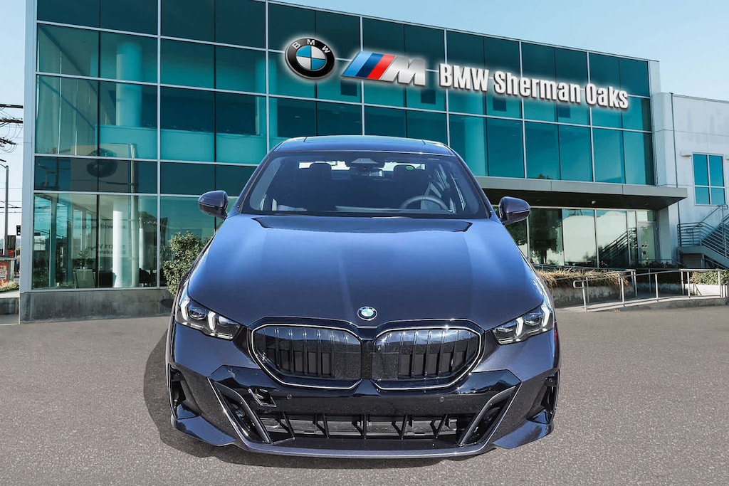 New 2026 BMW 530i Sedan