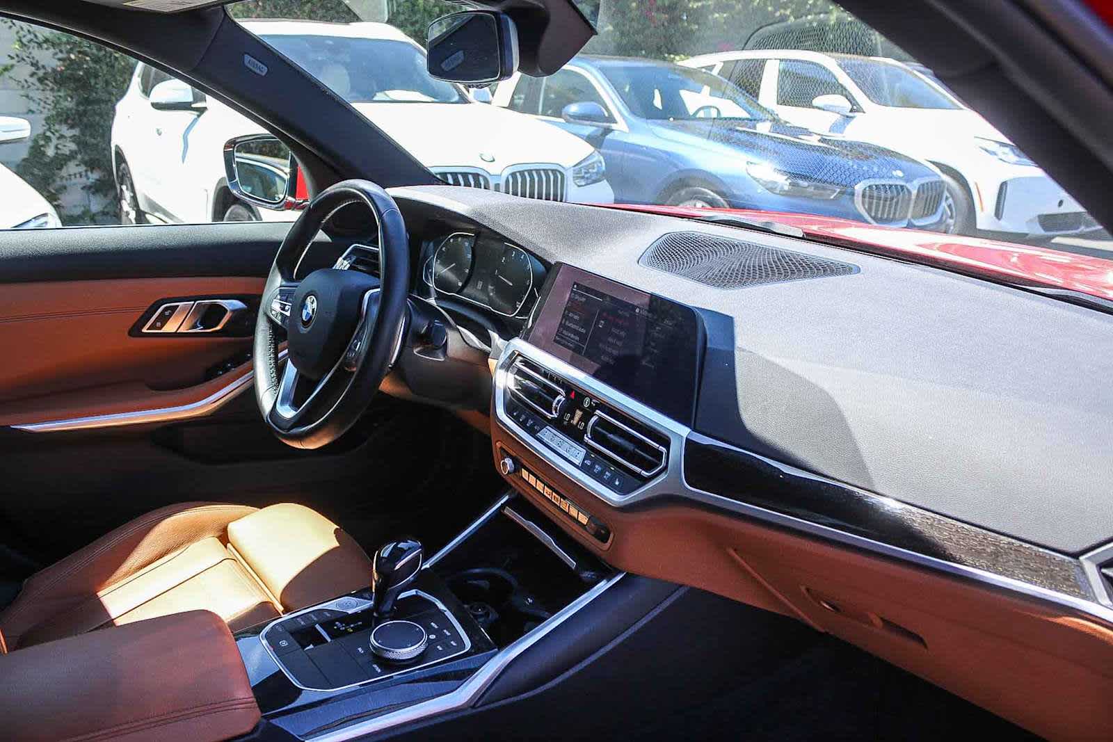 Thumbnail: 2021 BMW 3 Series - 16