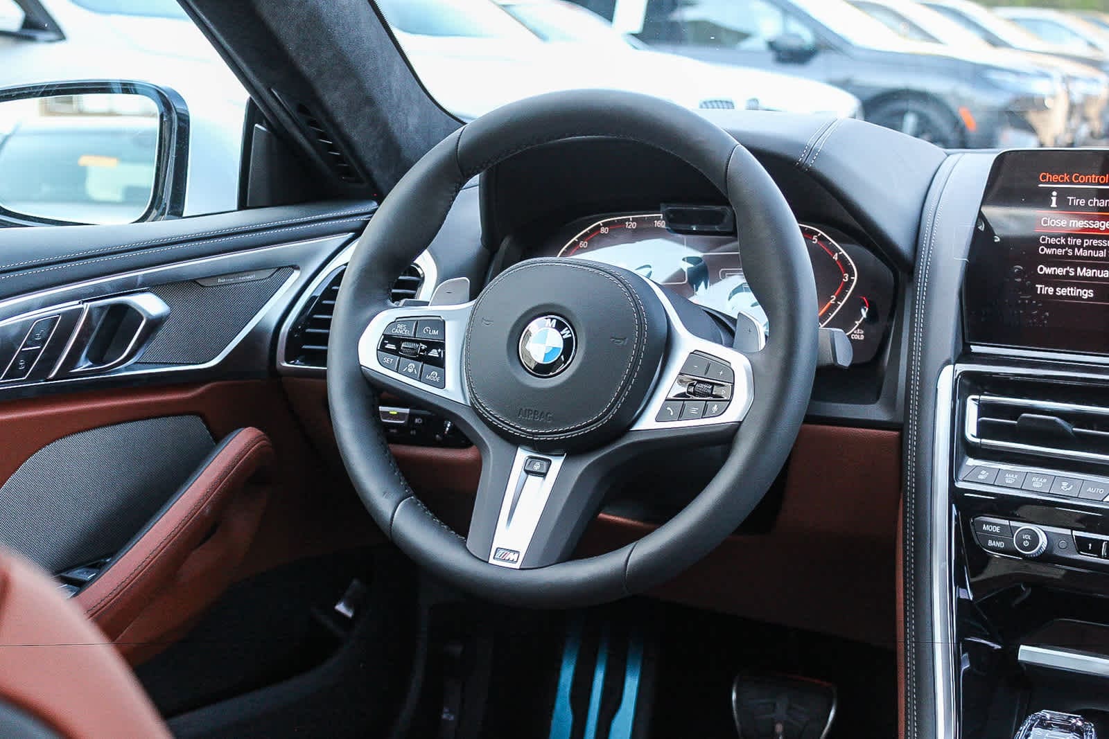 Thumbnail: 2026 BMW 8 Series - 13