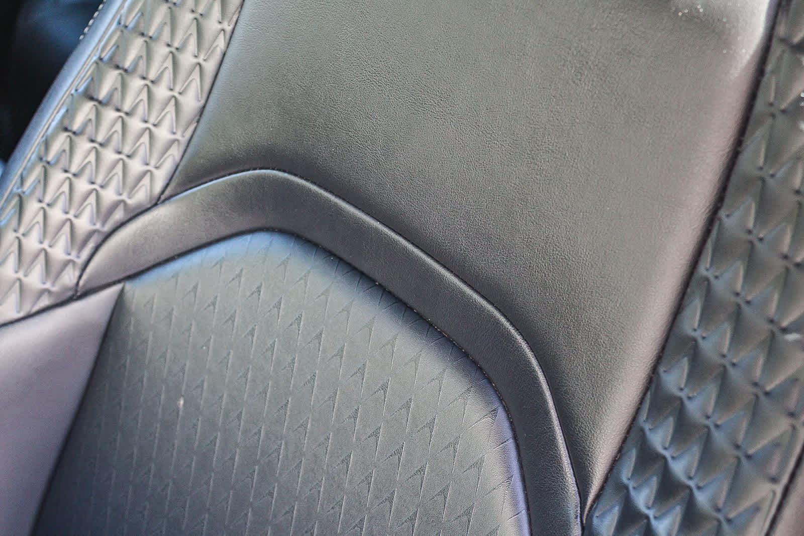 Thumbnail: 2020 Lexus UX - 33