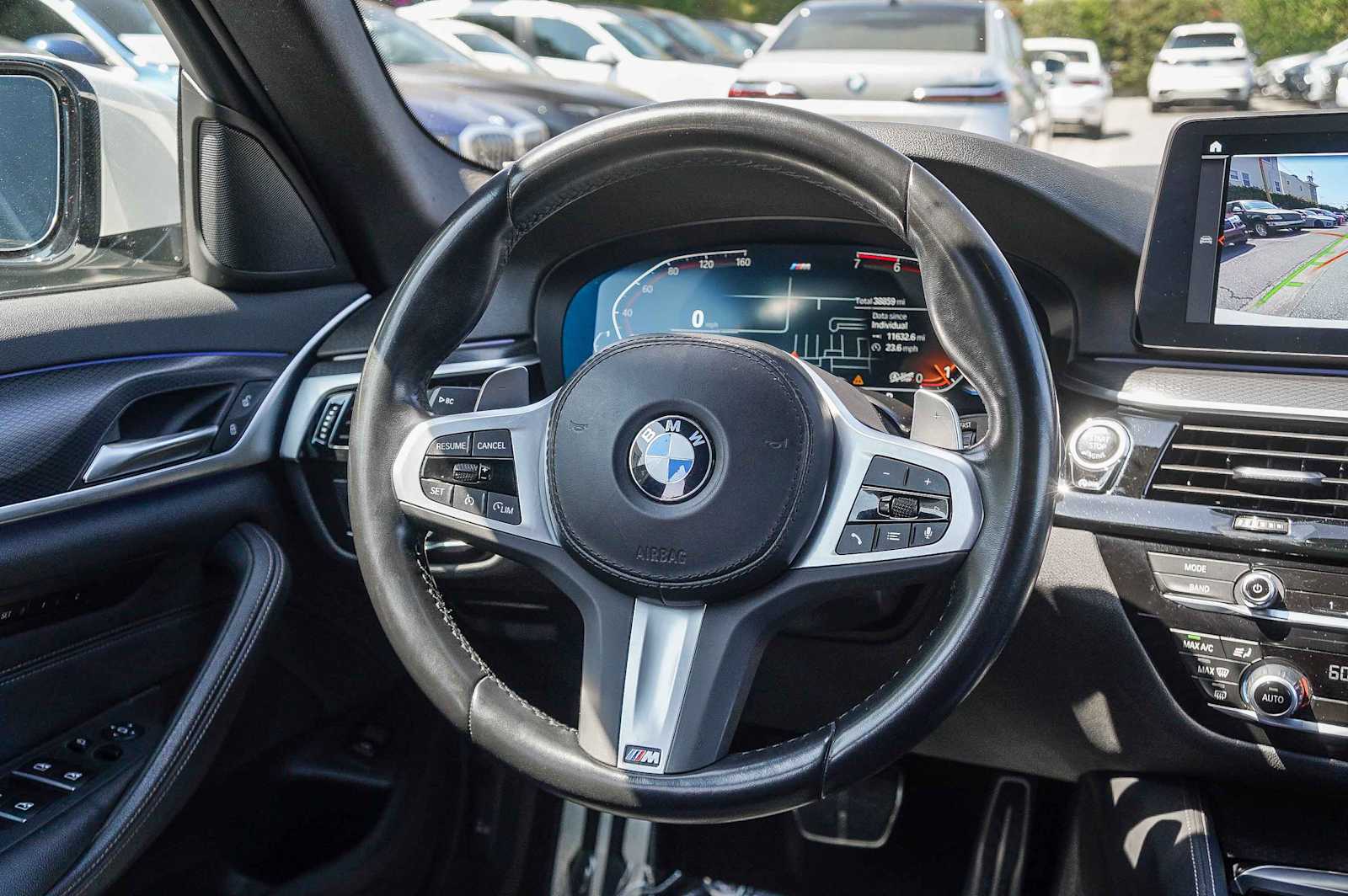 Thumbnail: 2023 BMW 5 Series - 14
