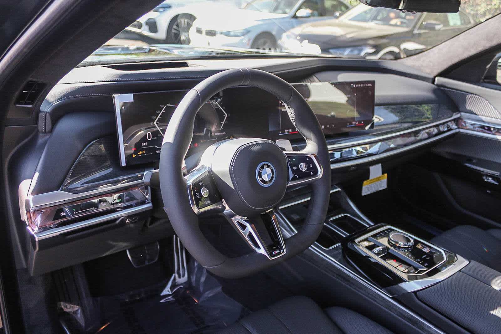 2026 BMW 7 Series 750e - Photo 17