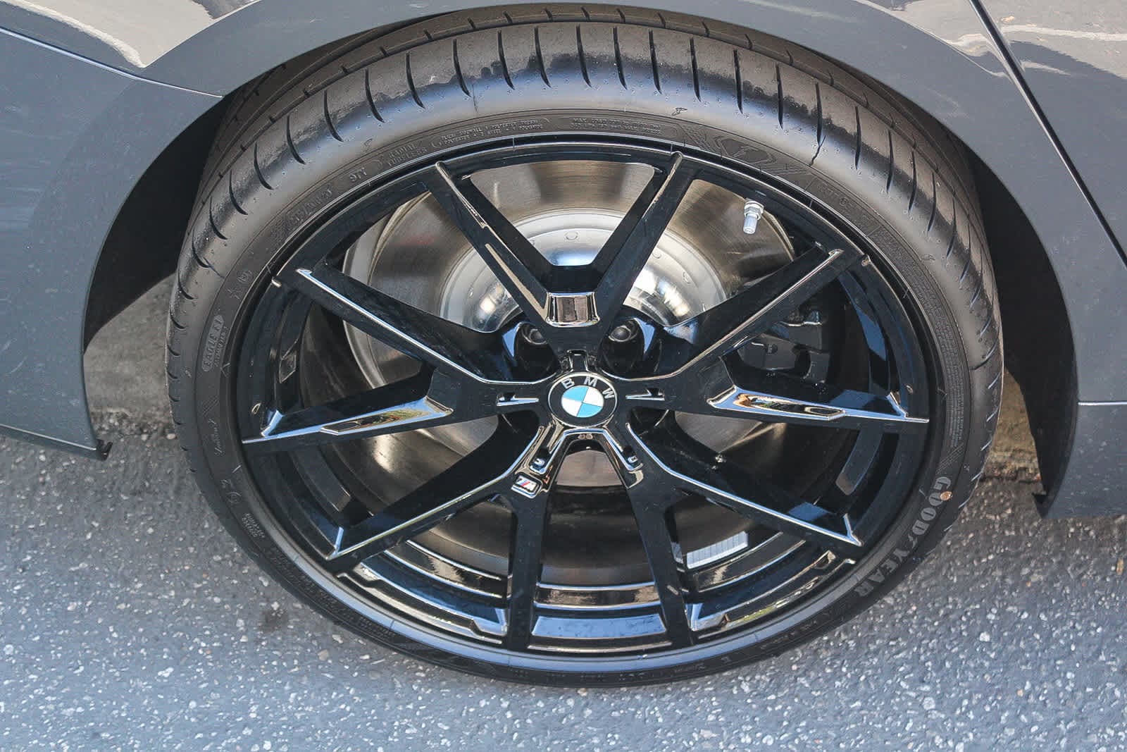 Thumbnail: 2026 BMW 8 Series - 8