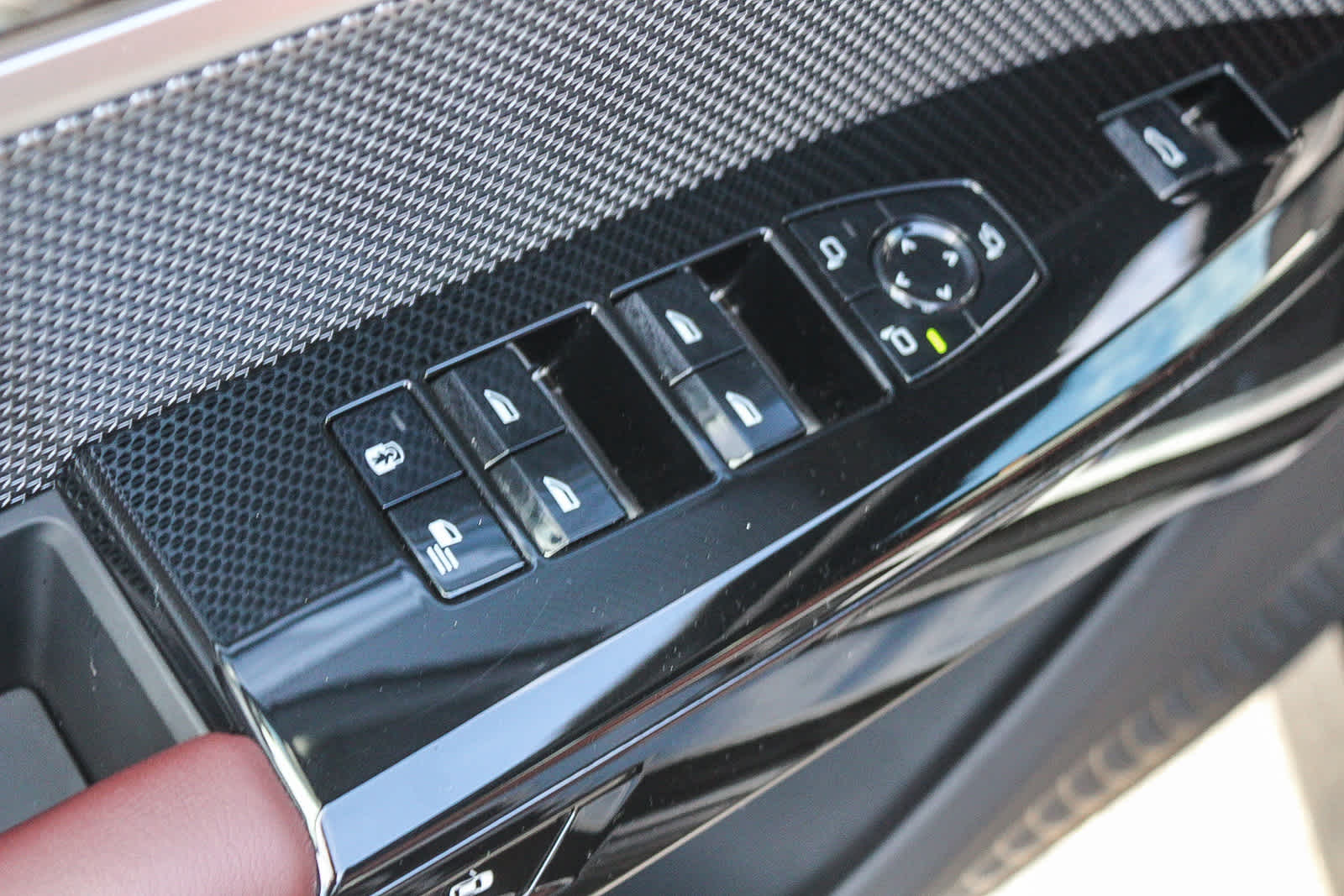 Thumbnail: 2026 BMW 7 Series - 20