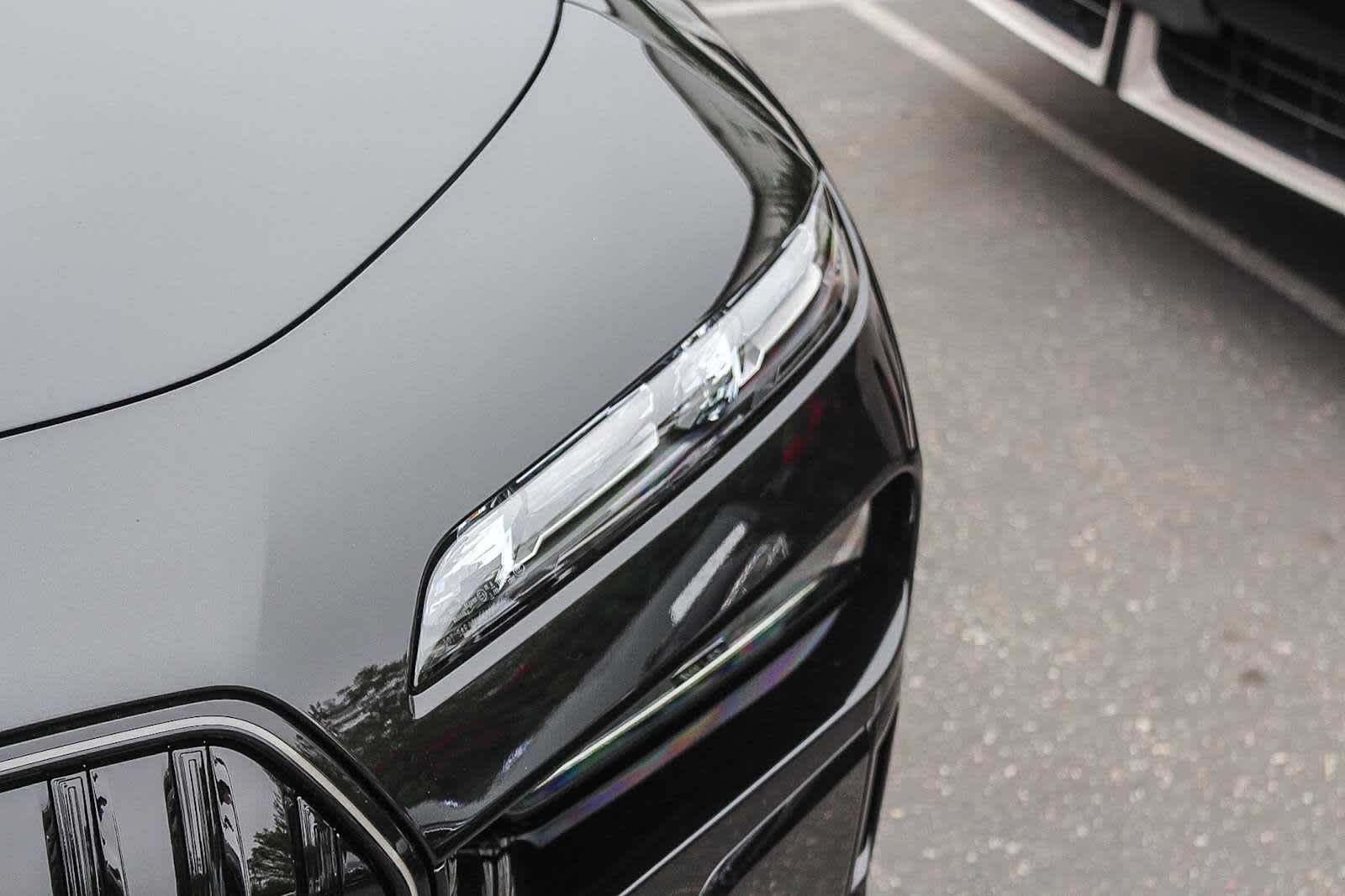 Thumbnail: 2026 BMW i7 - 10