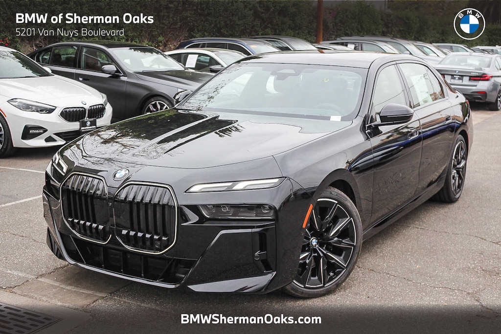 New 2026 BMW 740i Sedan