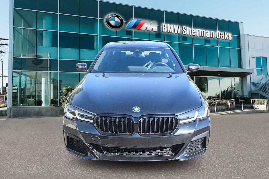 Certified 2023 BMW 530e Sedan