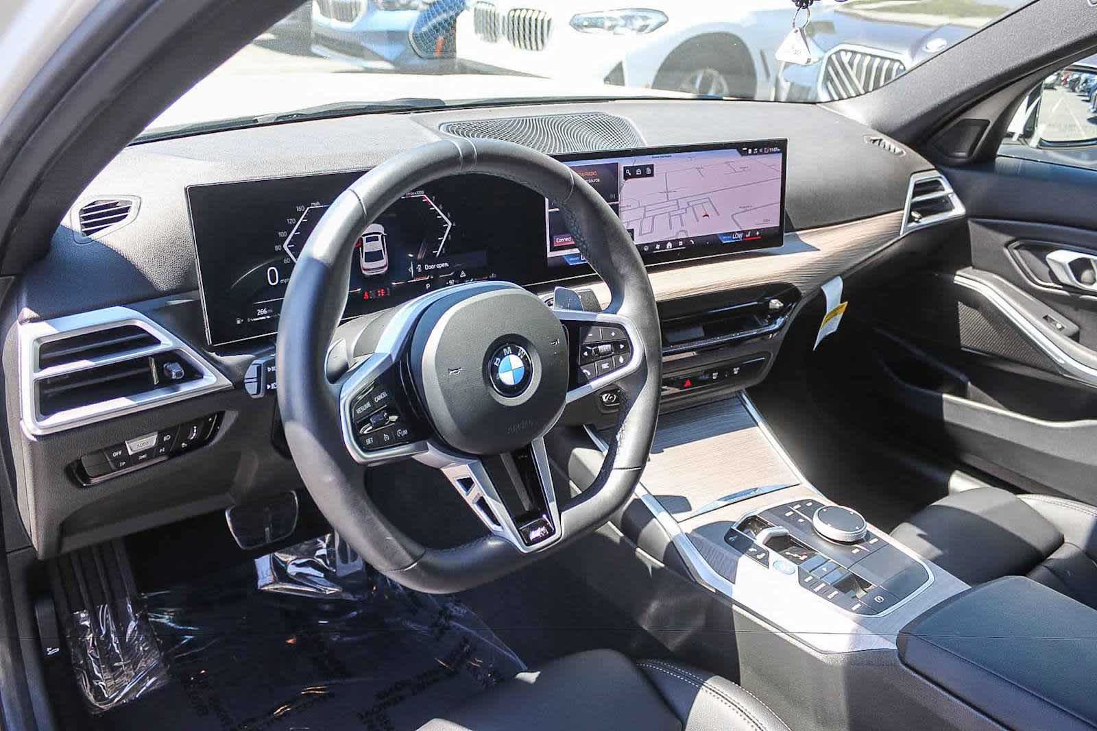 Thumbnail: 2026 BMW 3 Series - 14