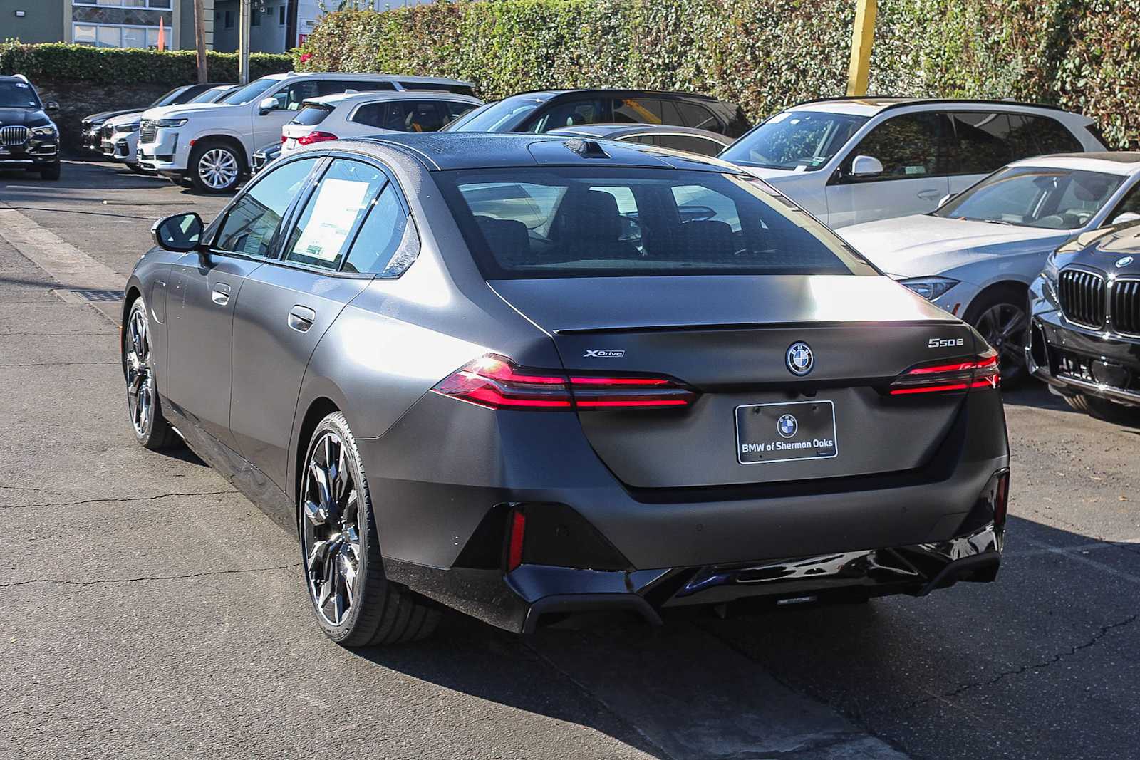 Thumbnail: 2026 BMW 5 Series - 6