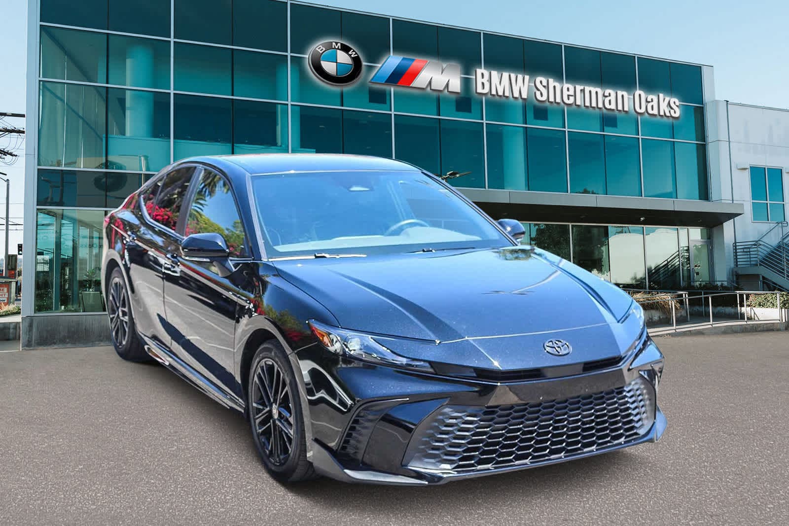 Thumbnail: 2025 Toyota Camry - 3