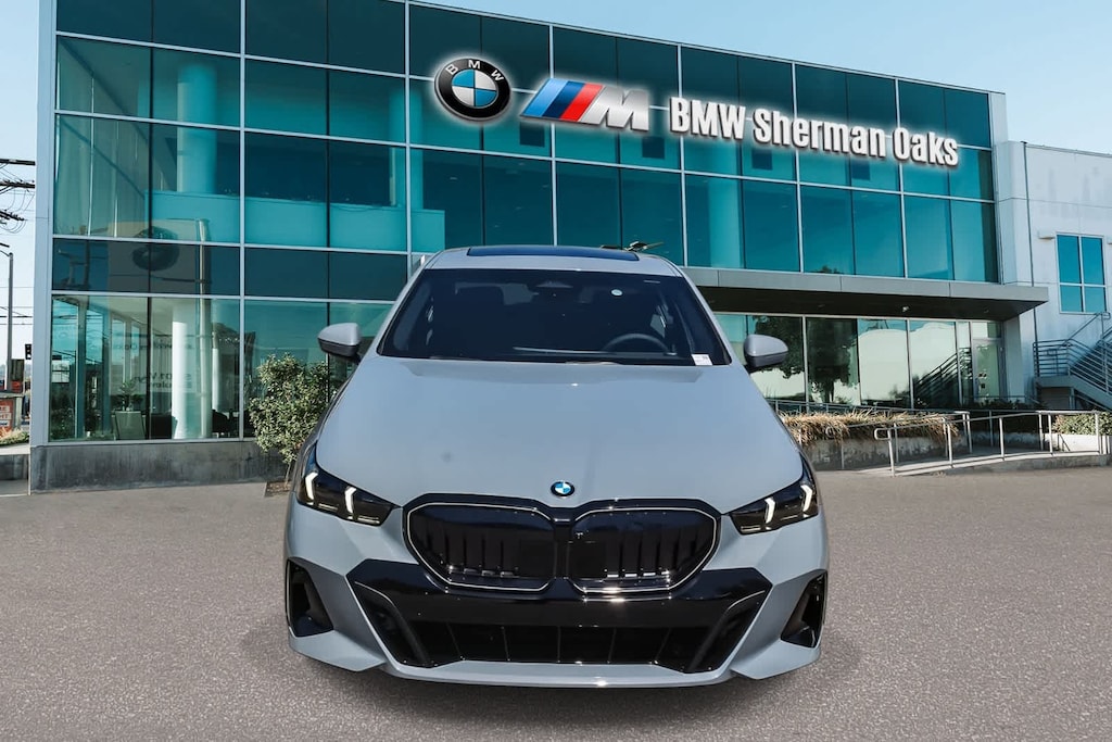 New 2026 BMW 530i Sedan