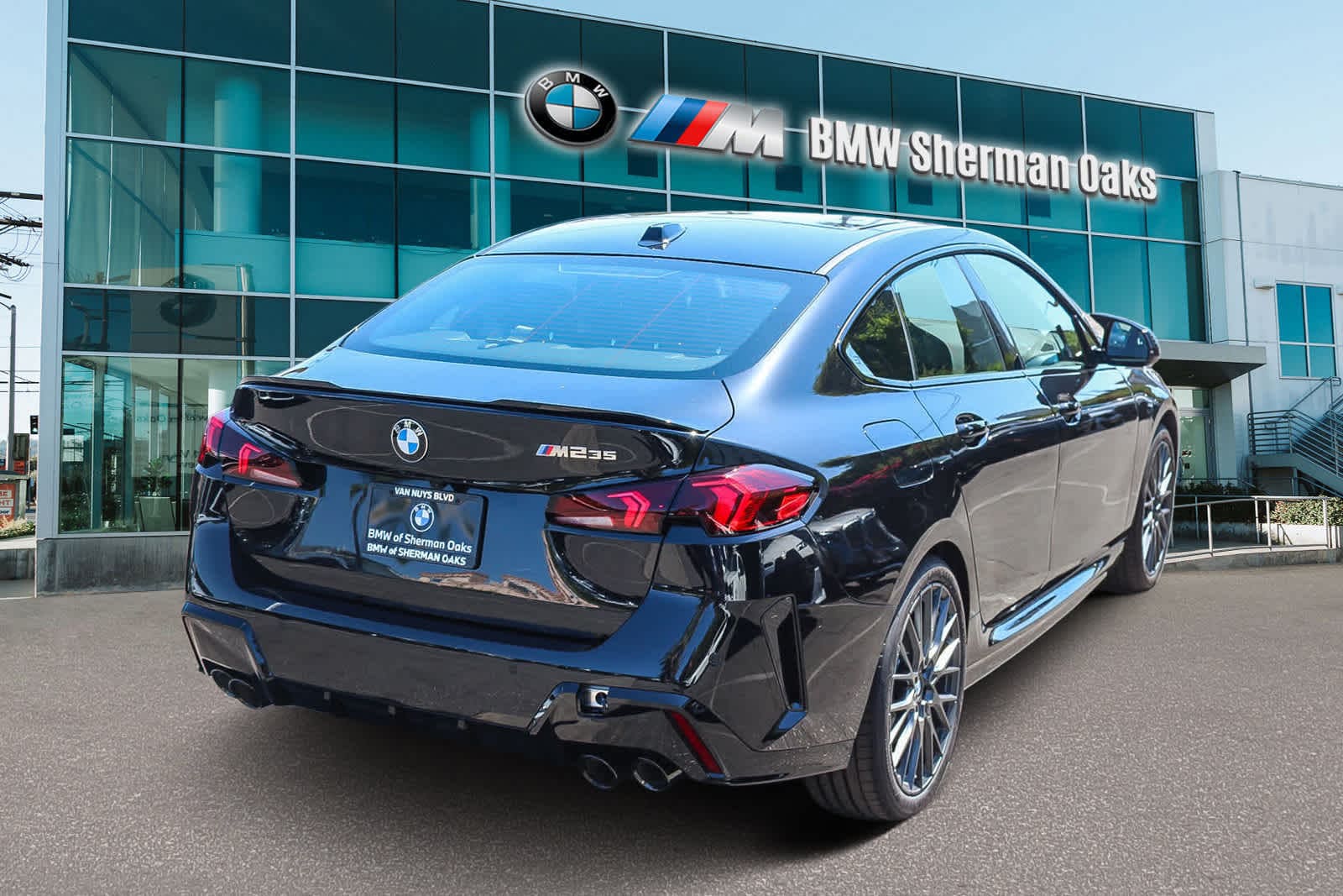 Thumbnail: 2026 BMW 2 Series - 4
