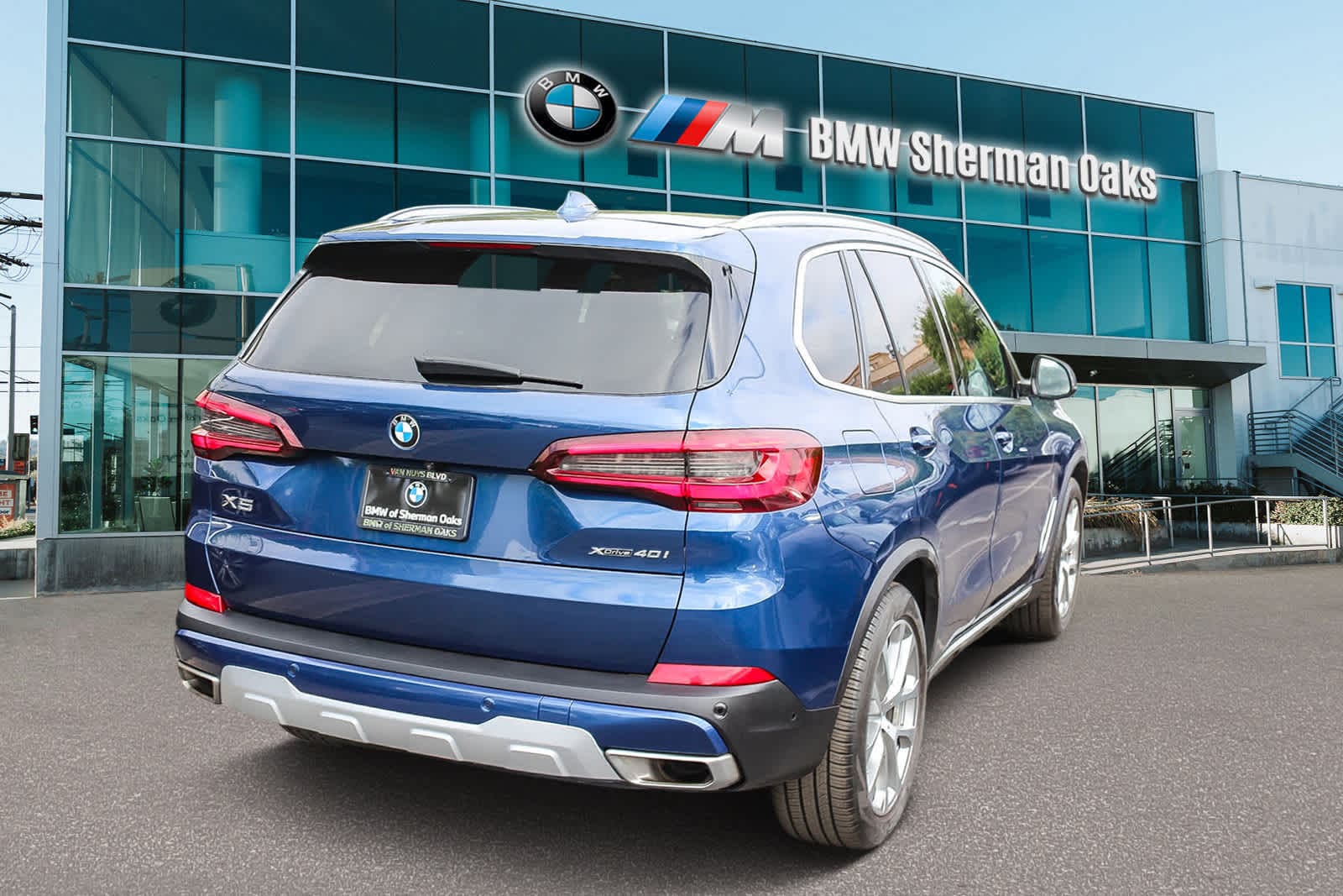Thumbnail: 2023 BMW X5 - 4