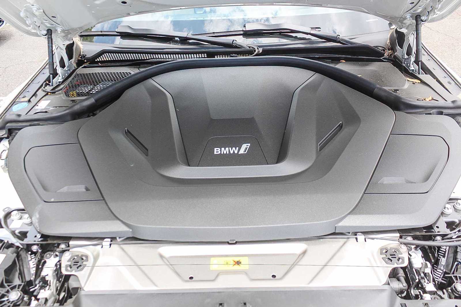 Thumbnail: 2026 BMW i4 - 25