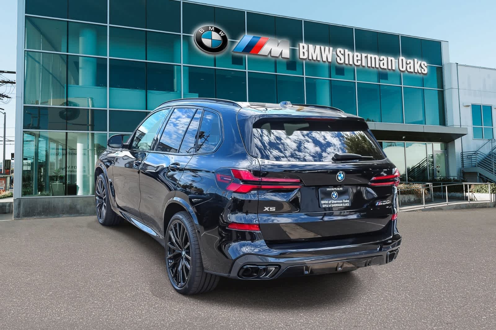 Thumbnail: 2026 BMW X5 - 6
