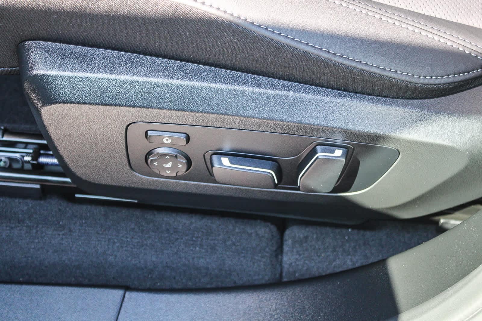 Thumbnail: 2026 BMW X3 - 21