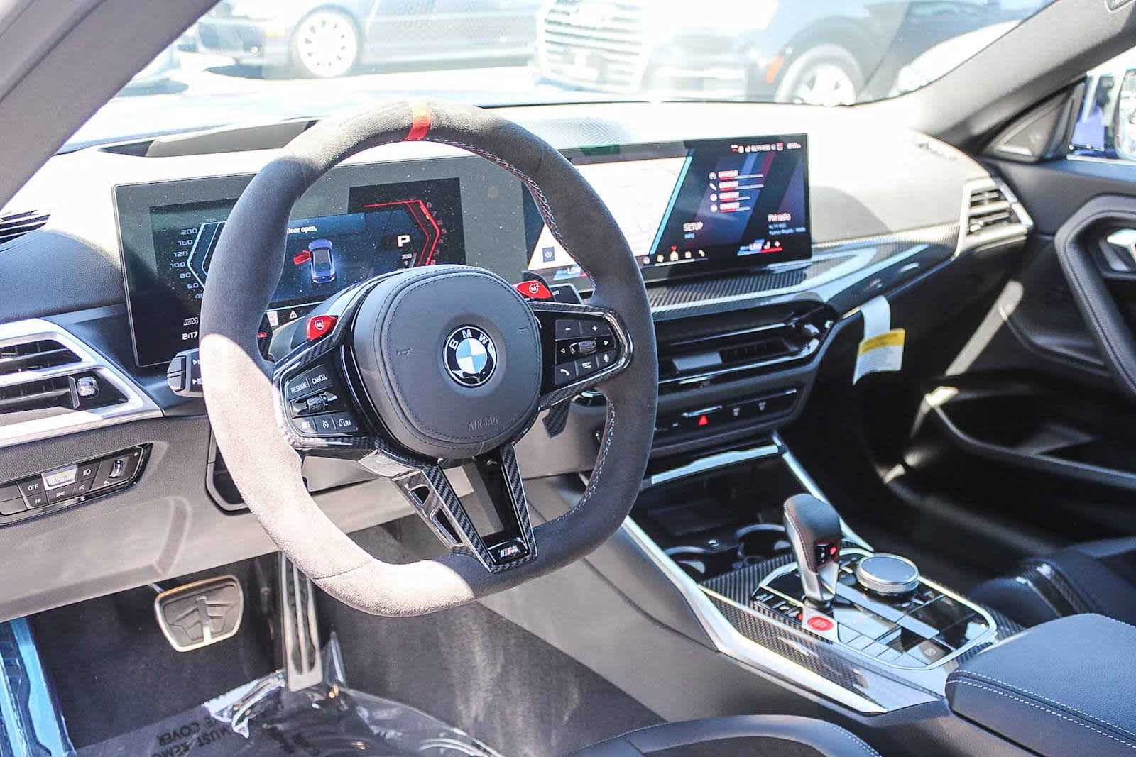 Thumbnail: 2025 BMW M2 - 16