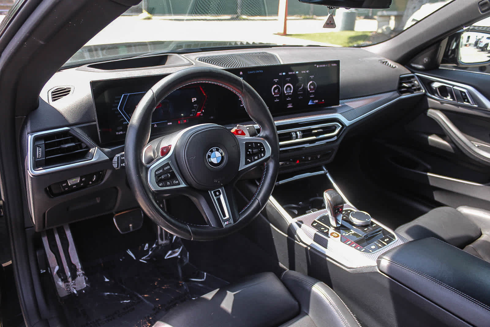 Thumbnail: 2024 BMW M4 - 15