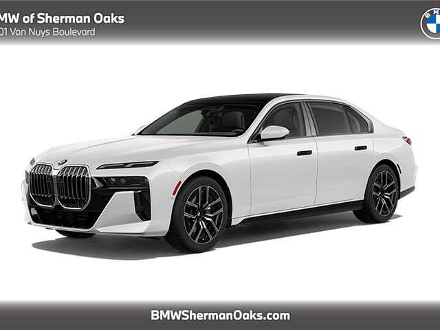 2026 BMW 7 Series 740i Sedan's photo