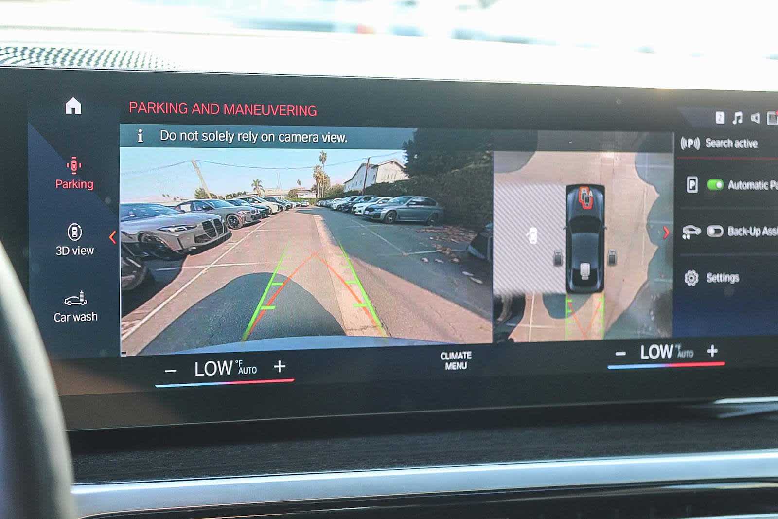 Thumbnail: 2023 BMW i4 - 23