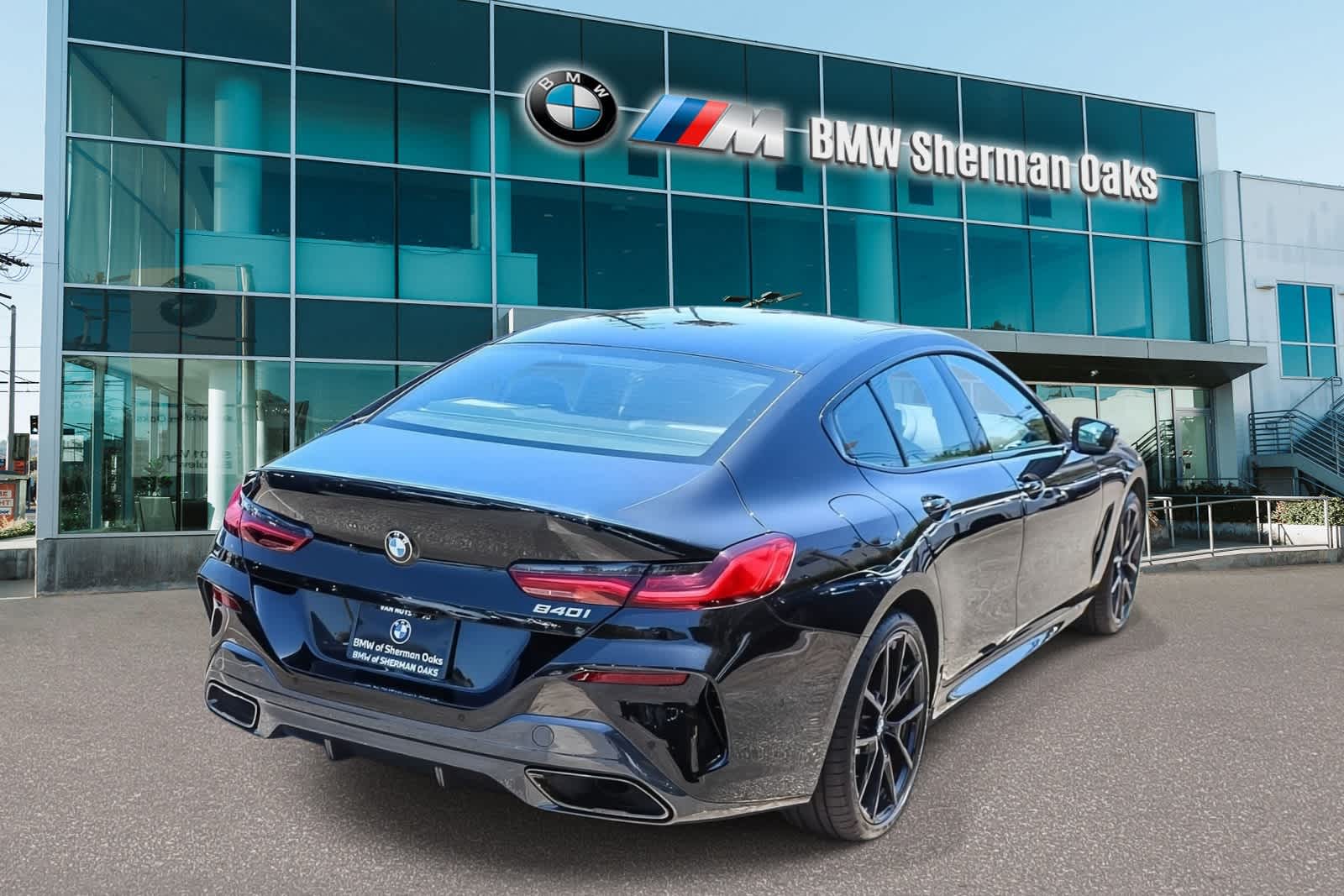 Thumbnail: 2026 BMW 8 Series - 4