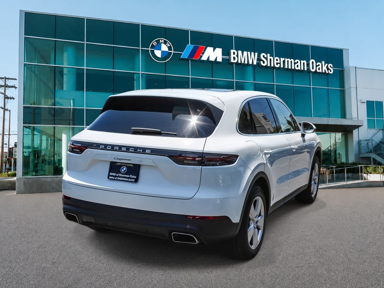 Thumbnail: 2023 Porsche Cayenne - 3