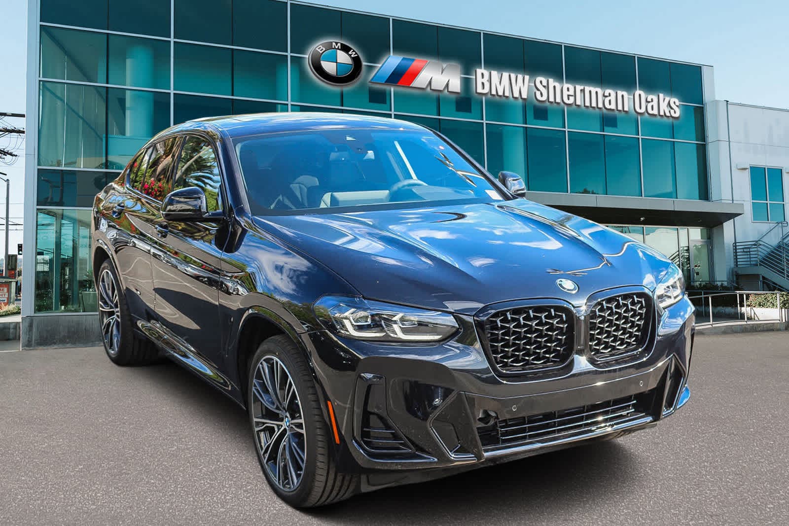 Thumbnail: 2025 BMW X4 - 3