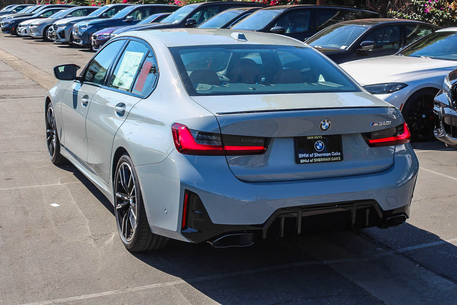 Thumbnail: 2026 BMW 3 Series - 6