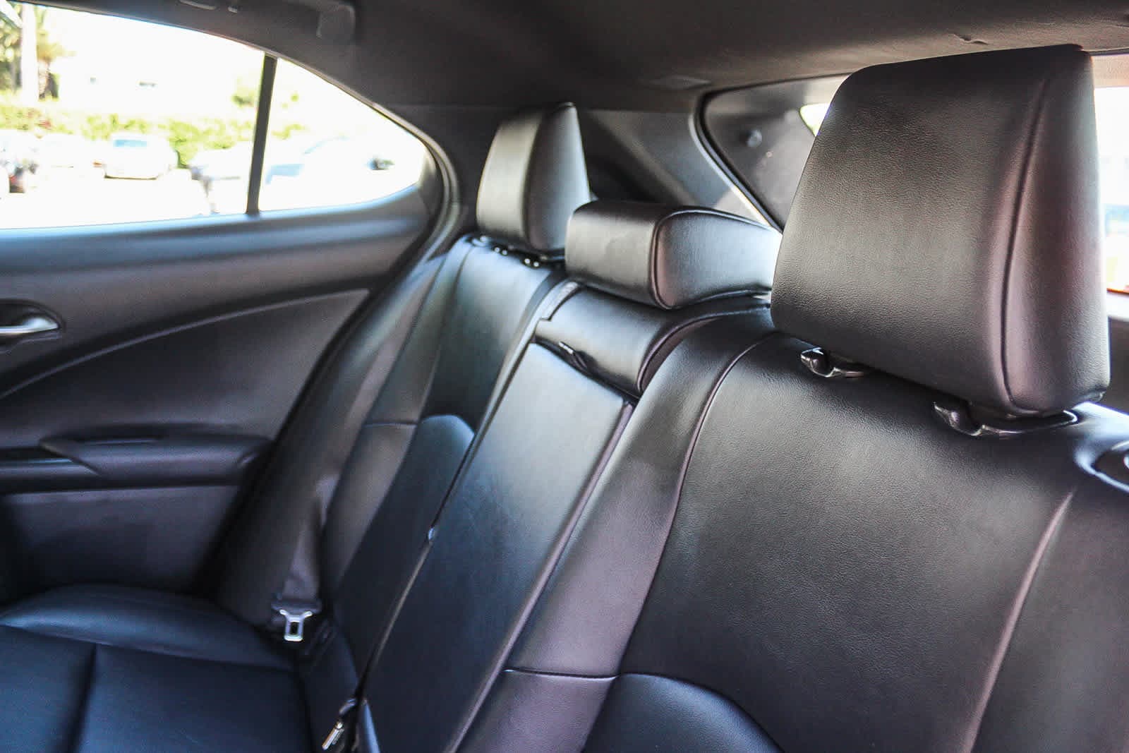 Thumbnail: 2020 Lexus UX - 25