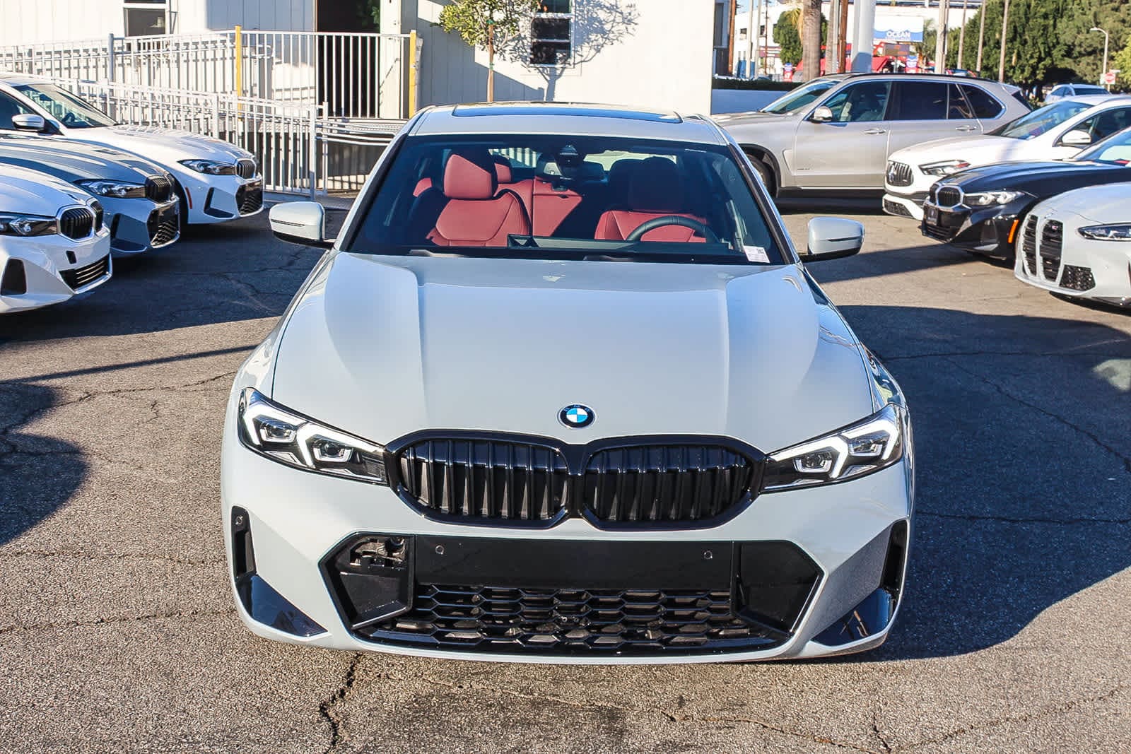 Thumbnail: 2026 BMW 3 Series - 2