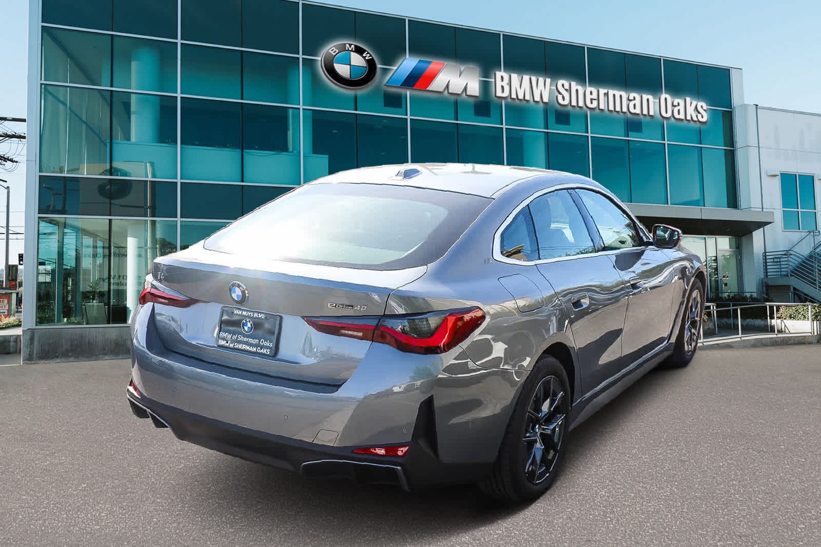 Thumbnail: 2026 BMW i4 - 4