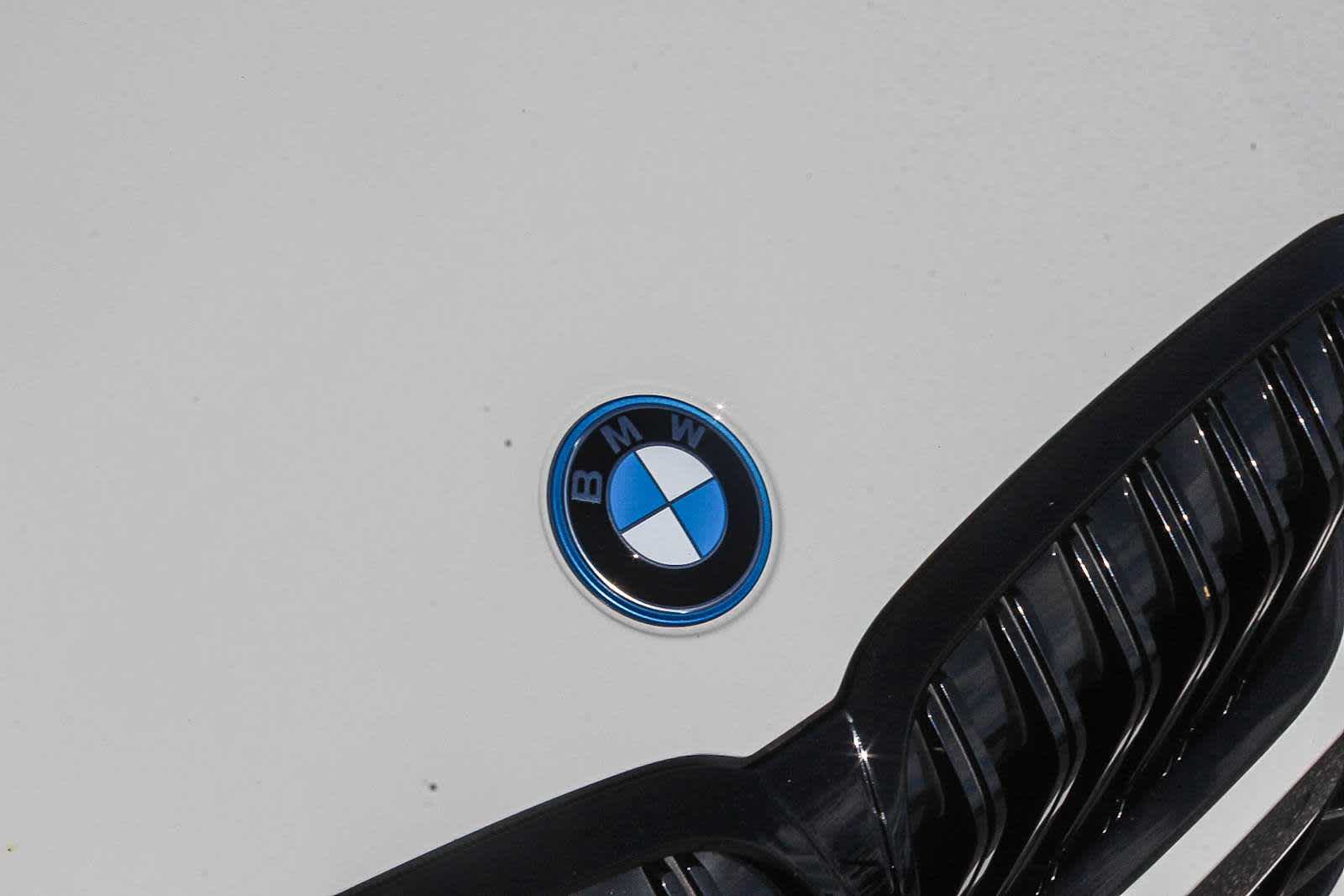 Thumbnail: 2023 BMW 3 Series - 11